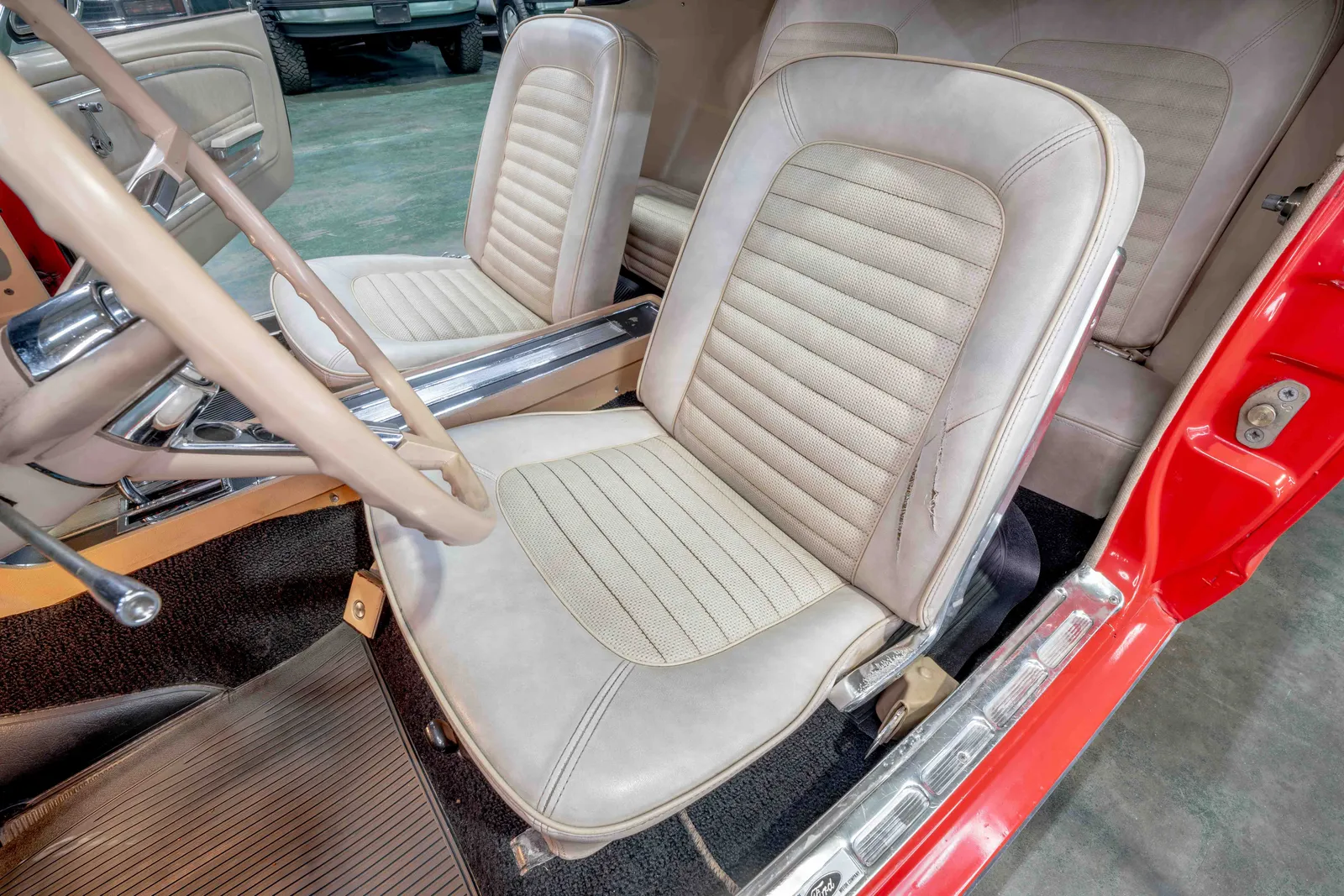 1966-Ford-Mustang-Candy Apple Red-6F07A202617-45.jpg
